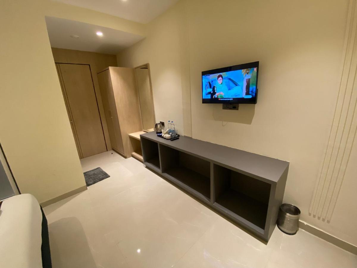 Hotel 51 Amritsar Exterior photo