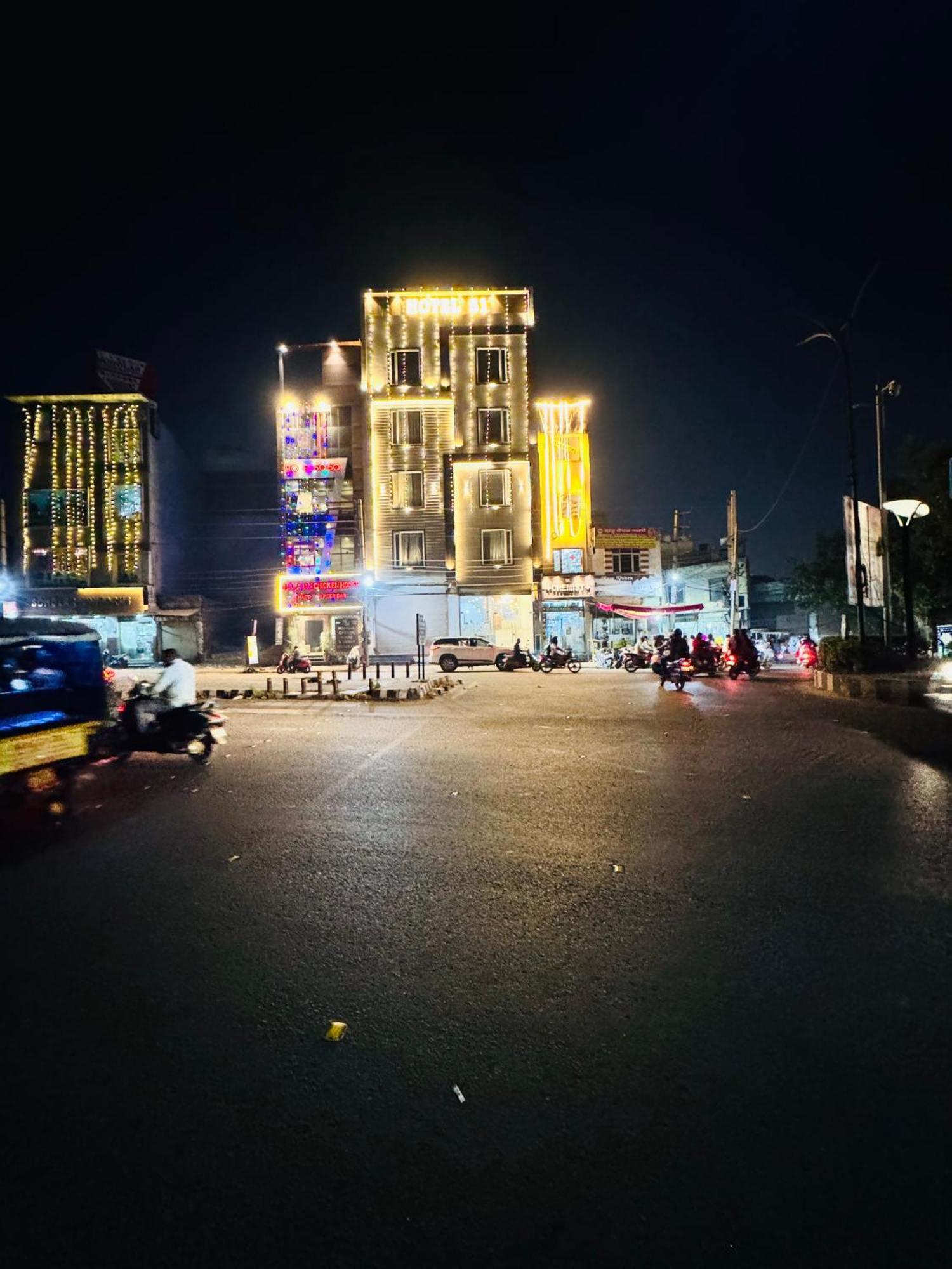 Hotel 51 Amritsar Exterior photo